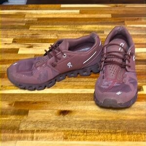 On Cloud Women's Brown Red Slip On Shoes 8.5